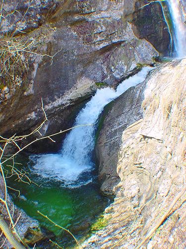 Srednji slap - middle waterfall (20 m - 65 )